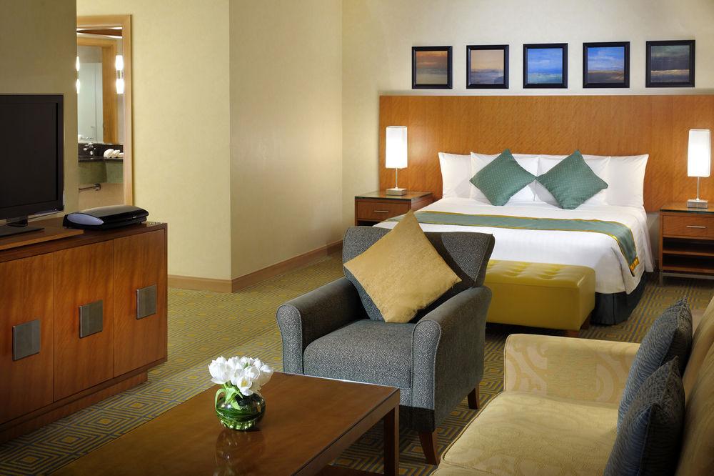 Courtyard By Marriott Kuwait City Eksteriør billede