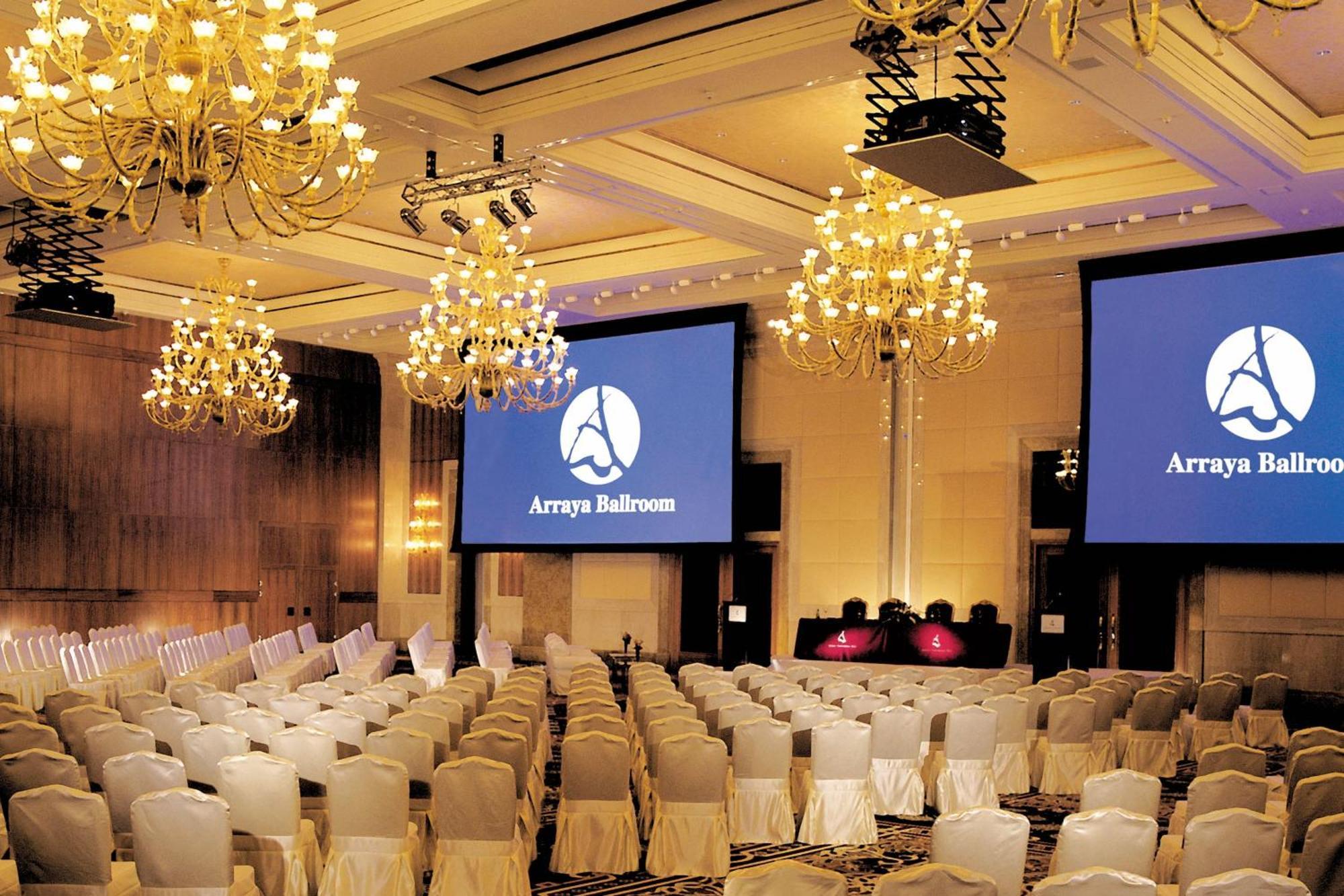 Courtyard By Marriott Kuwait City Eksteriør billede