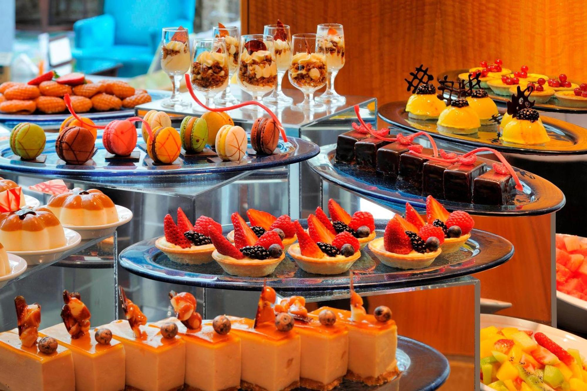 Courtyard By Marriott Kuwait City Eksteriør billede