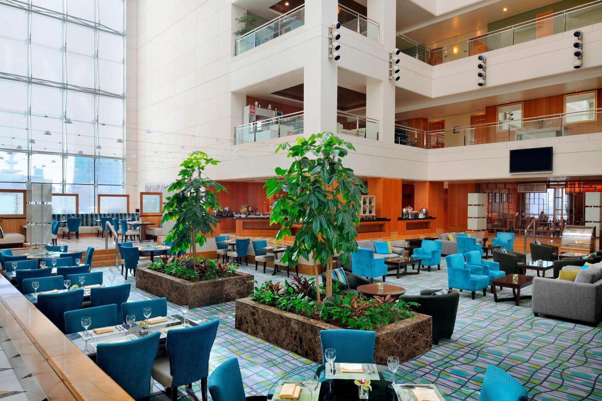 Courtyard By Marriott Kuwait City Eksteriør billede