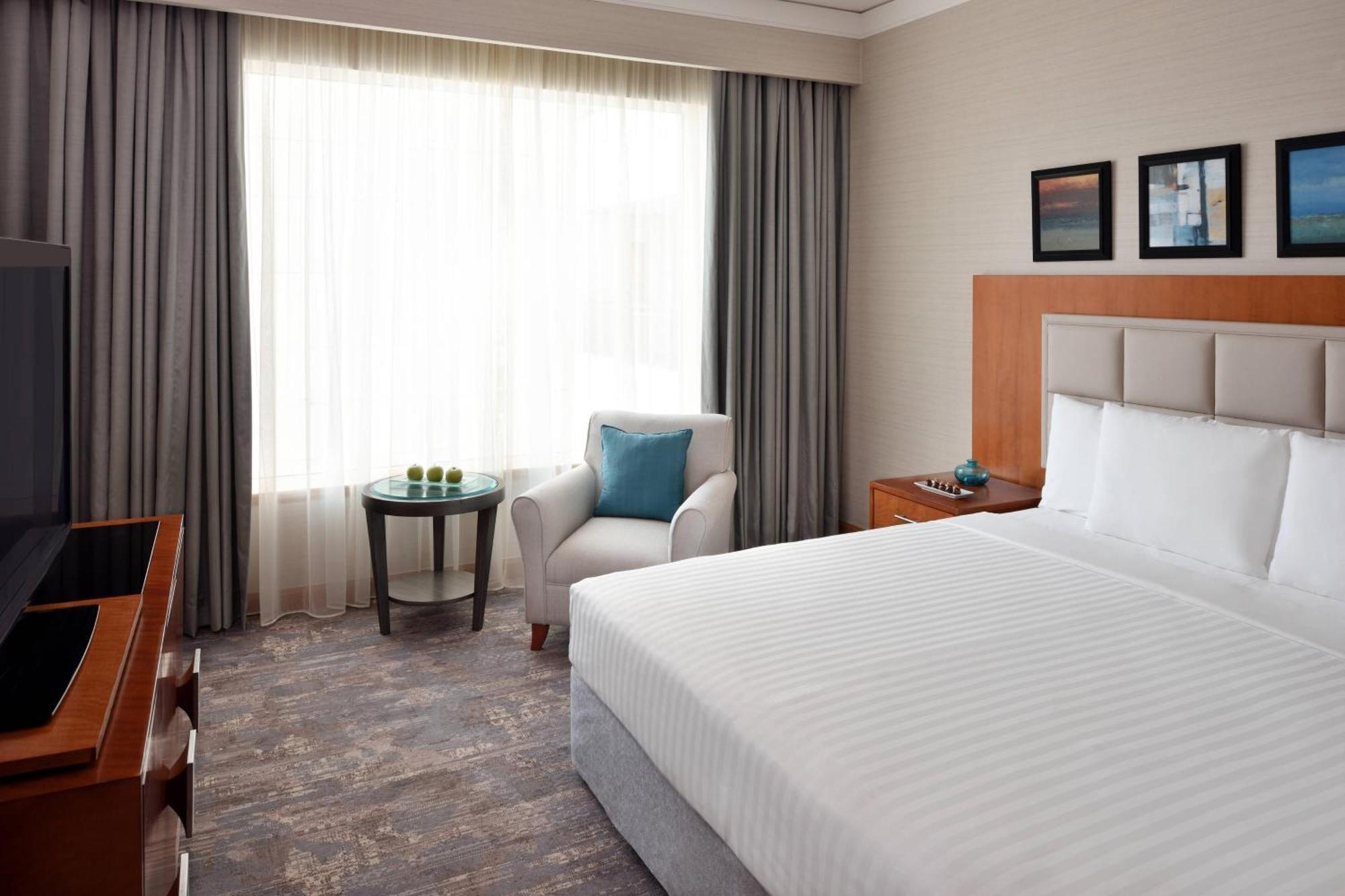 Courtyard By Marriott Kuwait City Eksteriør billede
