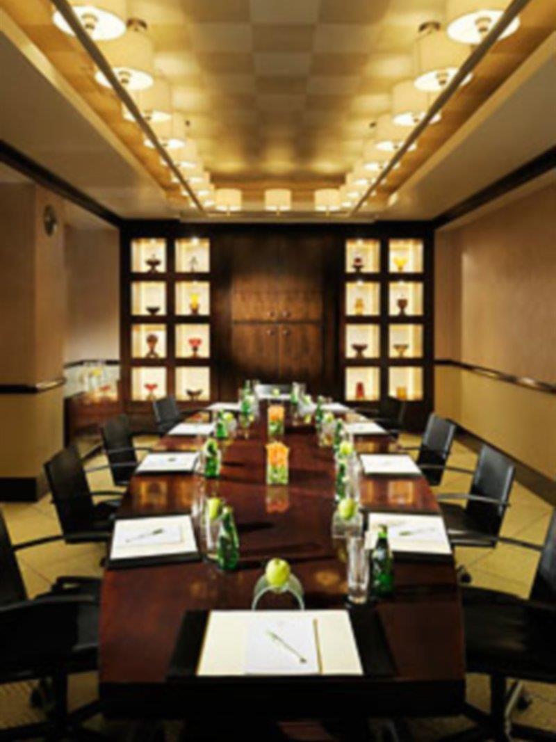 Courtyard By Marriott Kuwait City Eksteriør billede