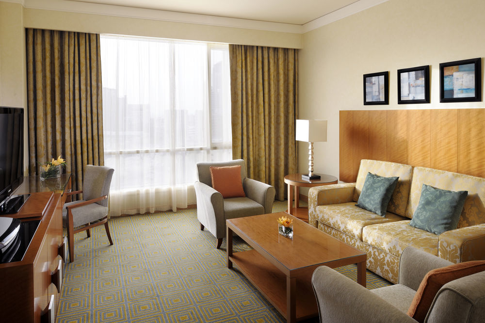 Courtyard By Marriott Kuwait City Eksteriør billede